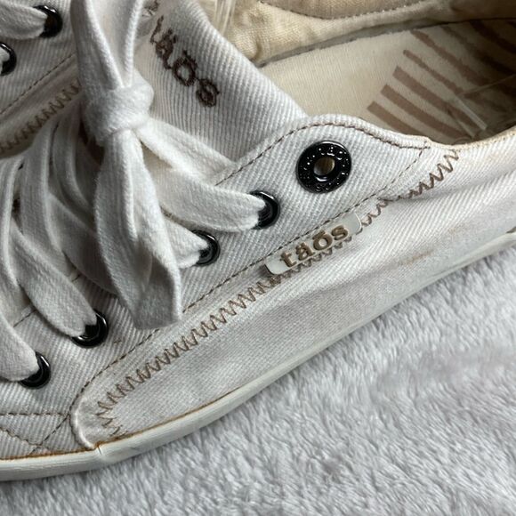 TAOS 8.5 White Canvas Sneaker - Picture 9 of 12